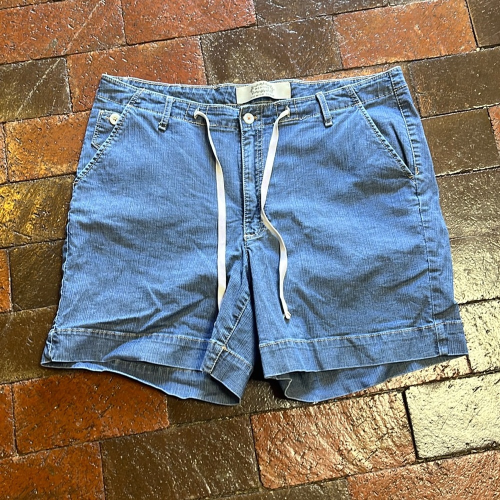 Merona premium denim size 14 with 5 inch inseam